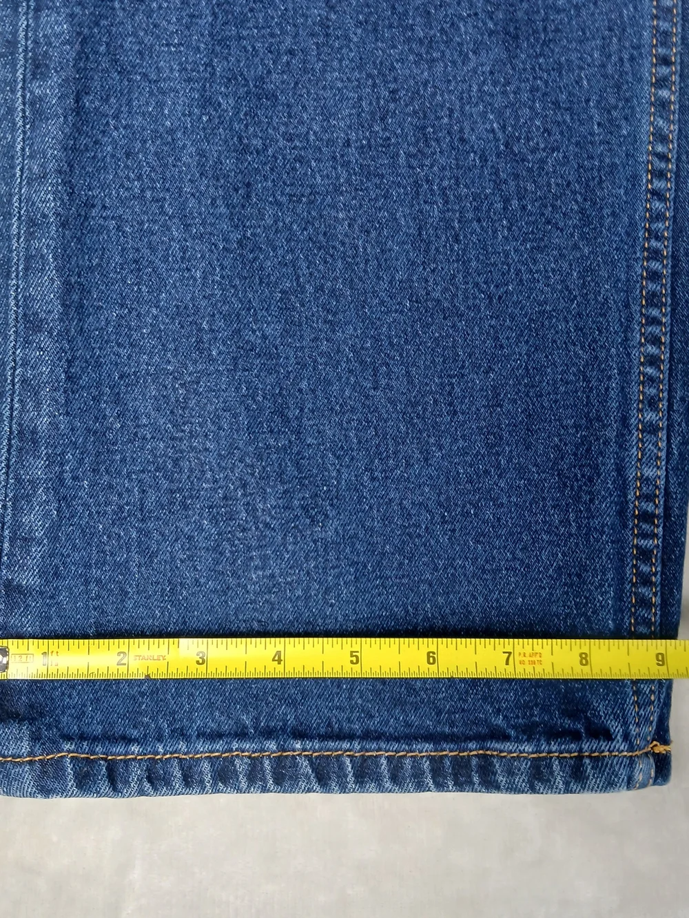 Levi's 44x32 Jeans Men's Relaxed Fit Straight Leg Dark Wash Blue Denim
